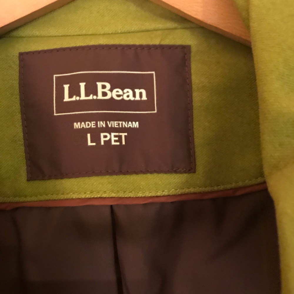 Short belted jacket - Picture 3 of 6